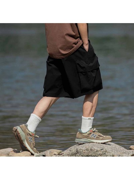 Men Casual Athleisure Solid Color Loose Drawstring Waist Cargo Shorts